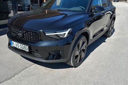 Volvo XC40 14.999 km 47.490 &euro; Baierbrunn 82065
