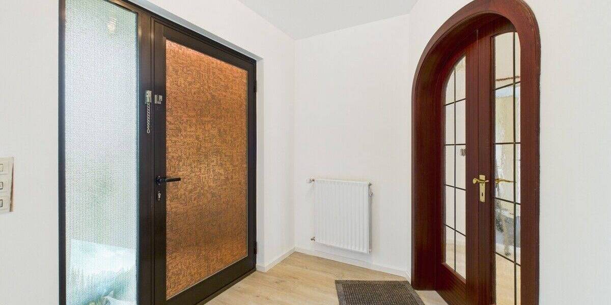 Doppelhaushälfte Germering - 4 Zimmer, 157 m&sup2;, 2.500&euro; | Angebot:23565010