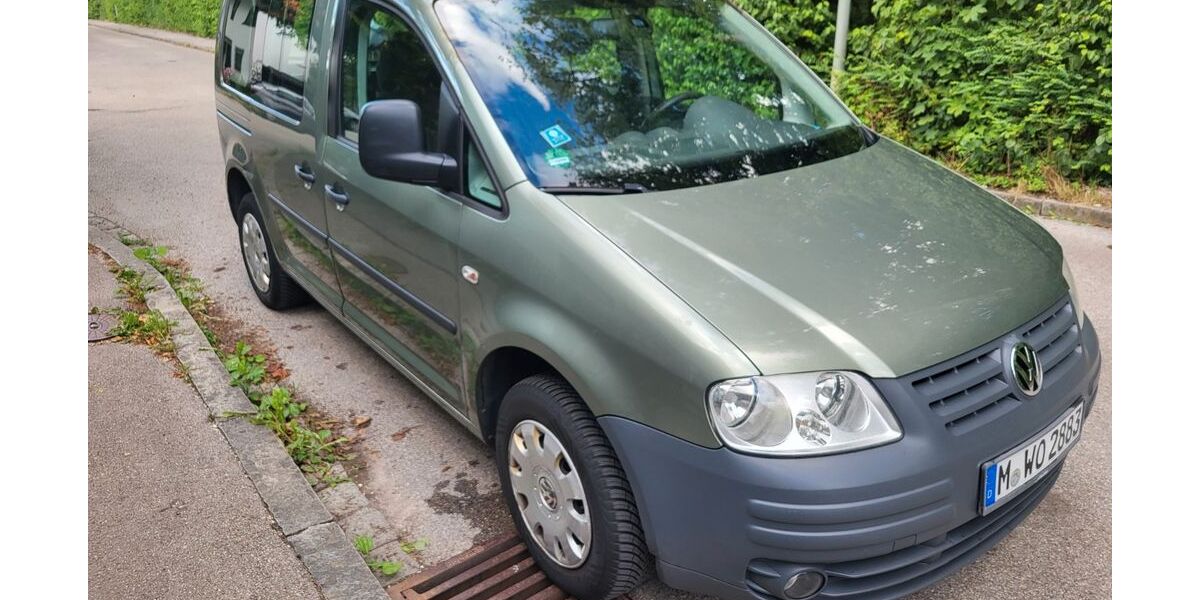 VW Caddy 233.956 km 3.000 &euro; Taufkirchen 82024