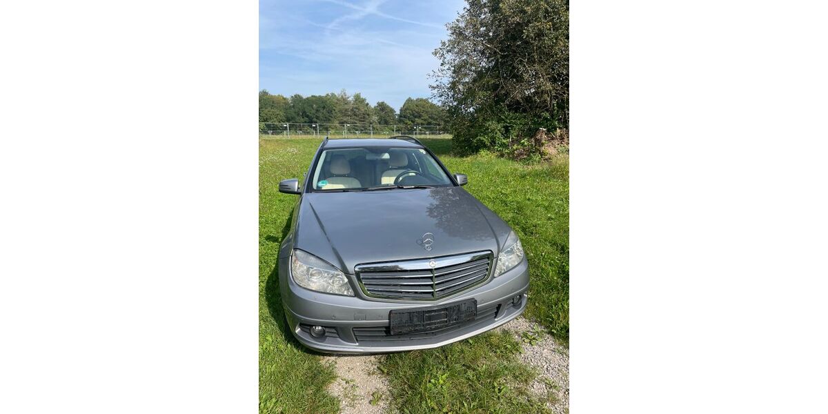 Mercedes-Benz C 250 298.000 km 5.300 &euro; Martinsried 82152