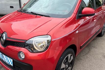 Renault Twingo 34.190 km 7.999 € München 81549