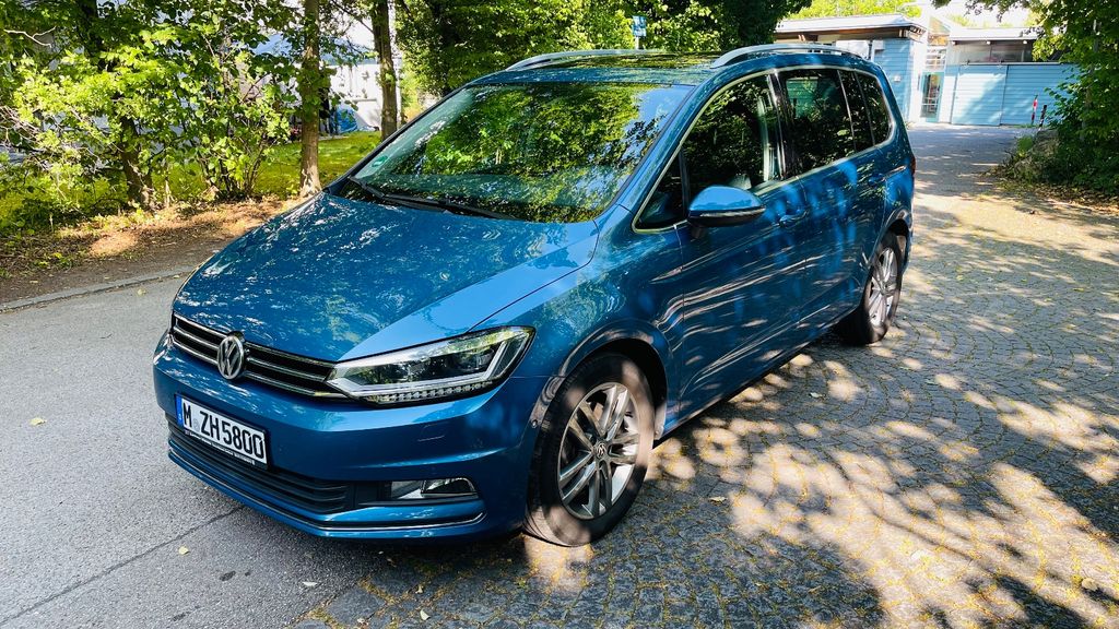 VW Touran 129.000 km 19.250 &euro; München 81373