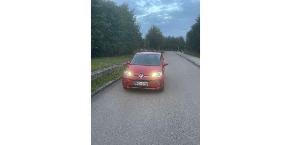 VW up! 98.000 km 5.850 € München 81476
