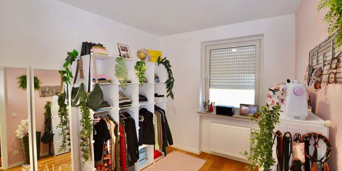 Reihenmittelhaus Fürstenfeldbruck - 4 Zimmer, 130 m&sup2;, 849.000&euro; | Angebot:25742770