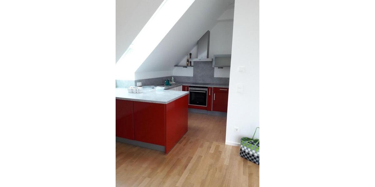 Dachgeschoßwohnung München Allach-Untermenzing - 3 Zimmer, 83 m&sup2;, 2.290&euro; | Angebot:26038538