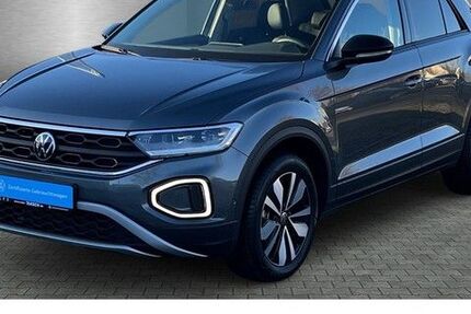 VW T-Roc 11.261 km 23.790 &euro; Fürstenfeldbruck 82256