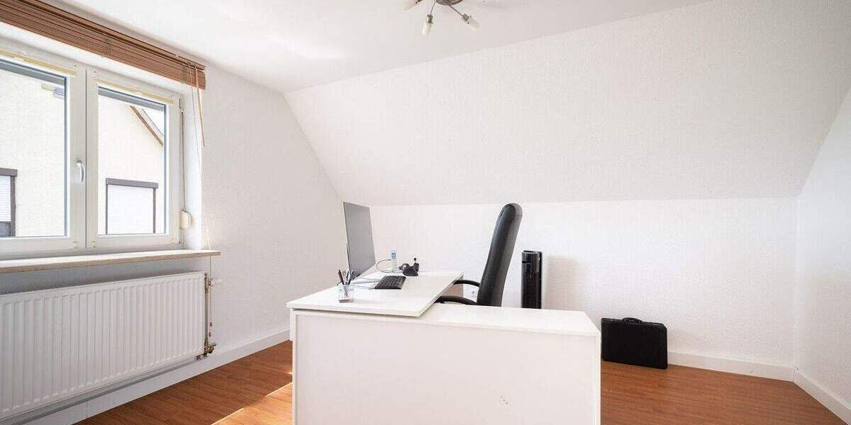 Für Gartenliebhaber! Äußerst gepflegte Doppelhaushälfte in Neufahrn 6 zimmer