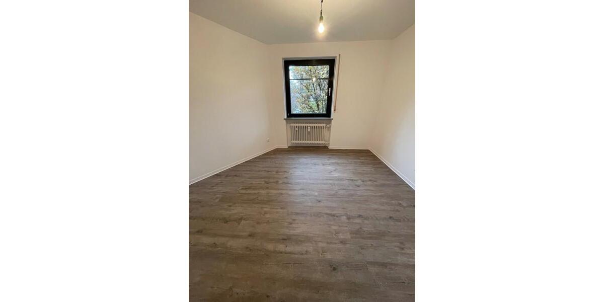Etagenwohnung Neuried - 4.5 Zimmer, 102 m&sup2;, 1.588&euro; | Angebot:26389000