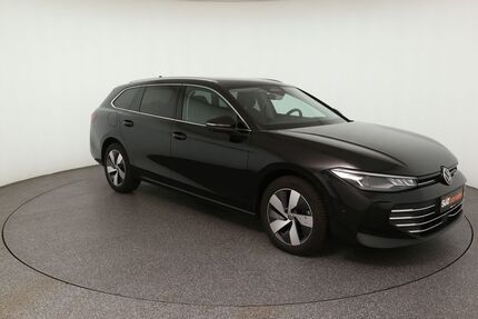 VW Passat 30.479 km 31.950 &euro; Garching 85748