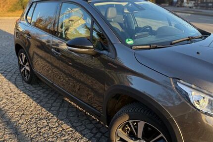 Peugeot 2008 41.000 km 13.799 &euro; München 81677