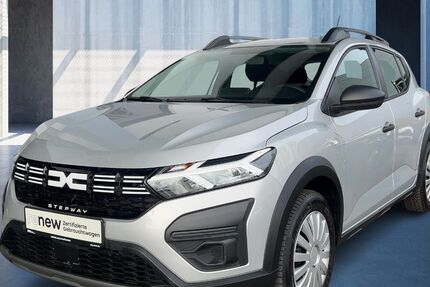 Dacia Sandero 19.039 km 15.990 &euro; München 81827