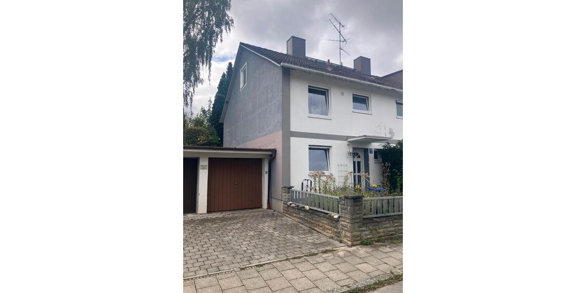 Reihenhaus München Trudering-Riem - 6 Zimmer, 119 m&sup2;, 580.000&euro; | Angebot:26463960