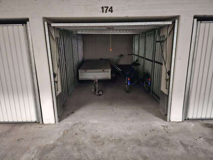 Garage zu verkaufen in München 30.000 € 13 m²