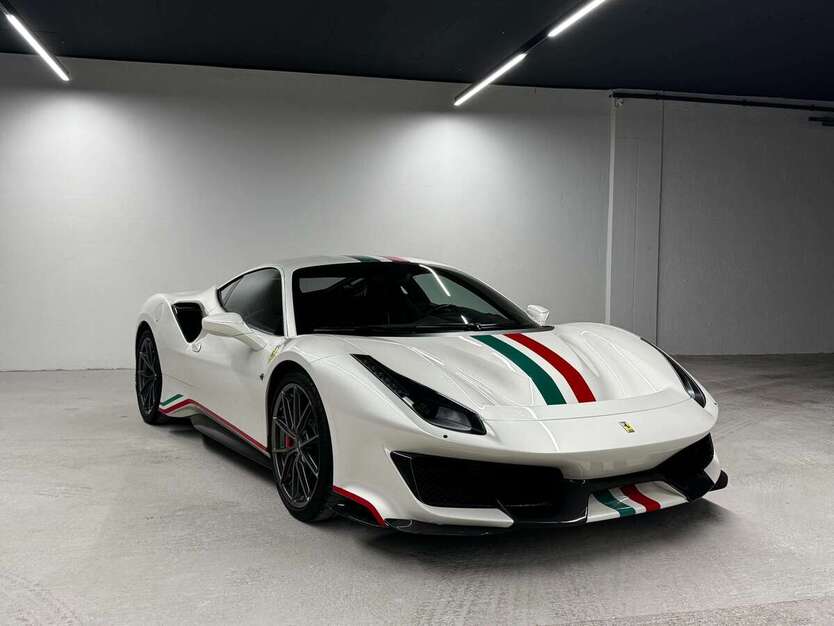 Ferrari 488 14.300 km 470.631 € München 80337
