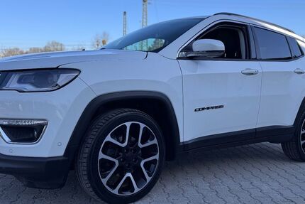 Jeep Compass 76.000 km 16.999 &euro; München 81825