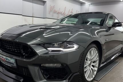 Ford Mustang 69.887 km 27.998 &euro; München 81243
