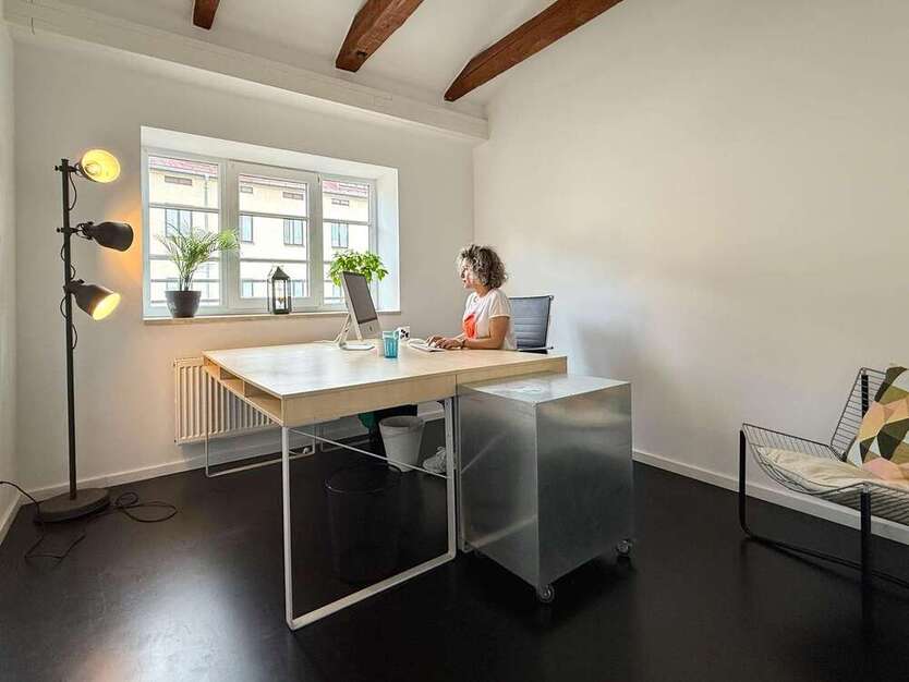 Büro in München 445 € 340 m²