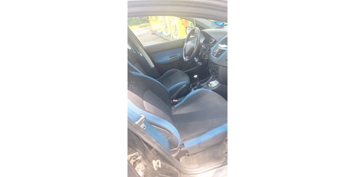 Peugeot 206 190.000 km 2.900 &euro; Starnberg 82319