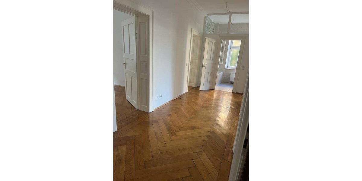 Etagenwohnung München Au-Haidhausen - 3 Zimmer, 84 m&sup2;, 2.450&euro; | Angebot:26920093