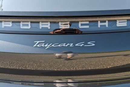 Porsche Taycan 31.000 km 66.000 &euro; München 80686