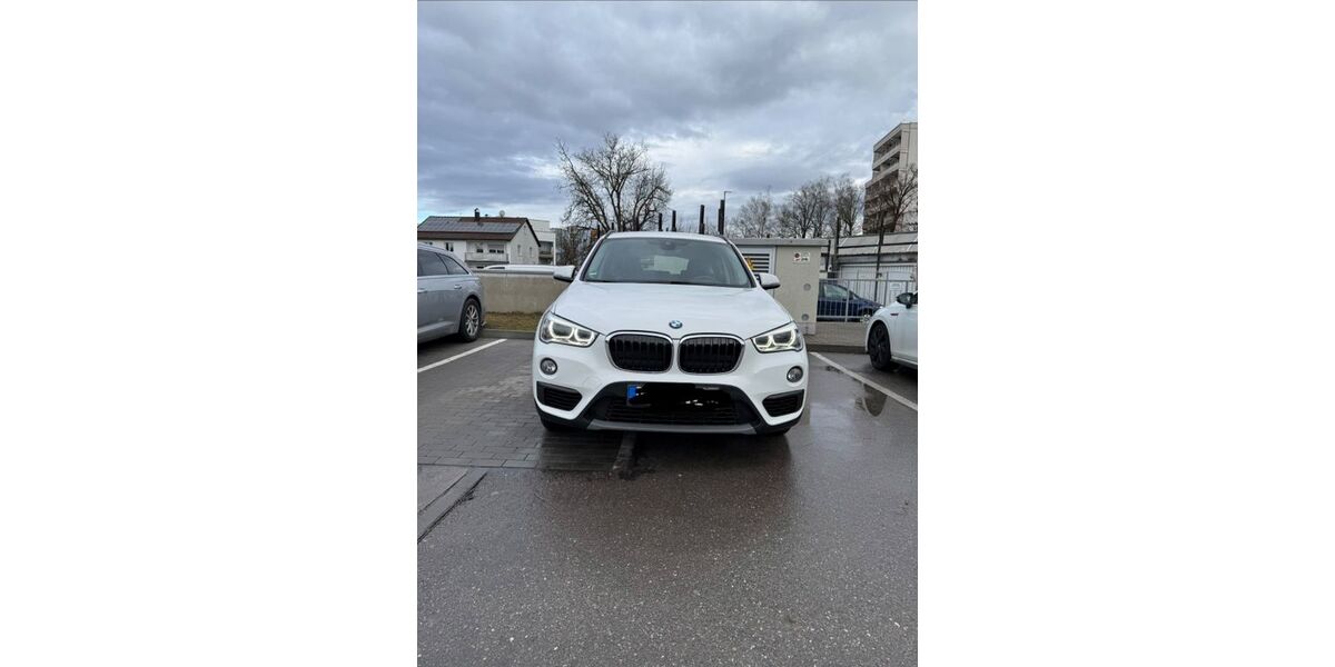 BMW X1 158.000 km 13.900 &euro; München 81737