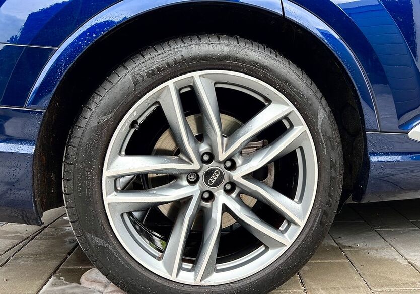 Audi Q7 83.700 km 47.900 € munchen 80689