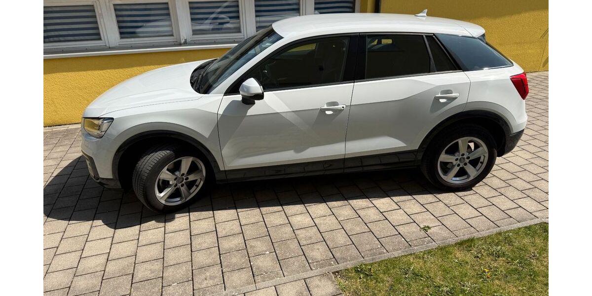 Audi Q2 111.084 km 17.500 &euro; Germering 82110