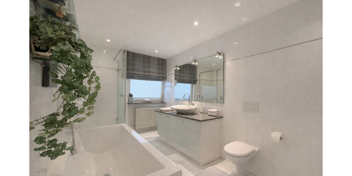 Doppelhaushälfte Grünwald - 5 Zimmer, 247 m&sup2;, 2.895.000&euro; | Angebot:25768429