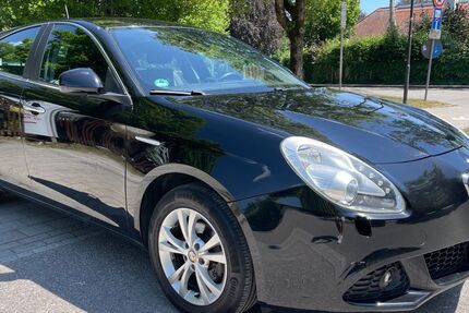Alfa Romeo Giulietta 110.000 km 5.800 &euro; Riemerling 85521