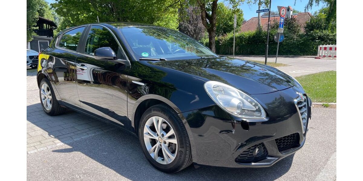 Alfa Romeo Giulietta 110.000 km 5.800 &euro; Riemerling 85521