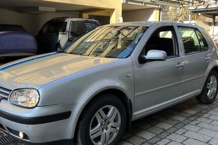 VW Golf 230.978 km 1.900 &euro; München 81245
