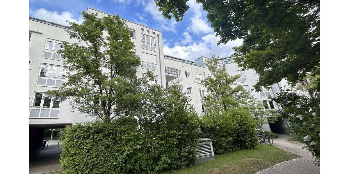 - Dachgeschoßwohnung München Bogenhausen | Angebot:26714706