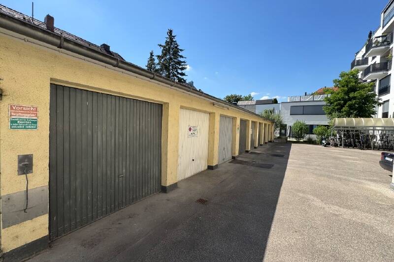 Garagen / Stellplätze München Moosach - 29.000&euro; | Angebot:25664004