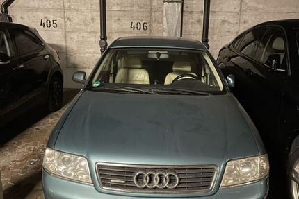 Audi A6 206.000 km 3.500 &euro; München 81925