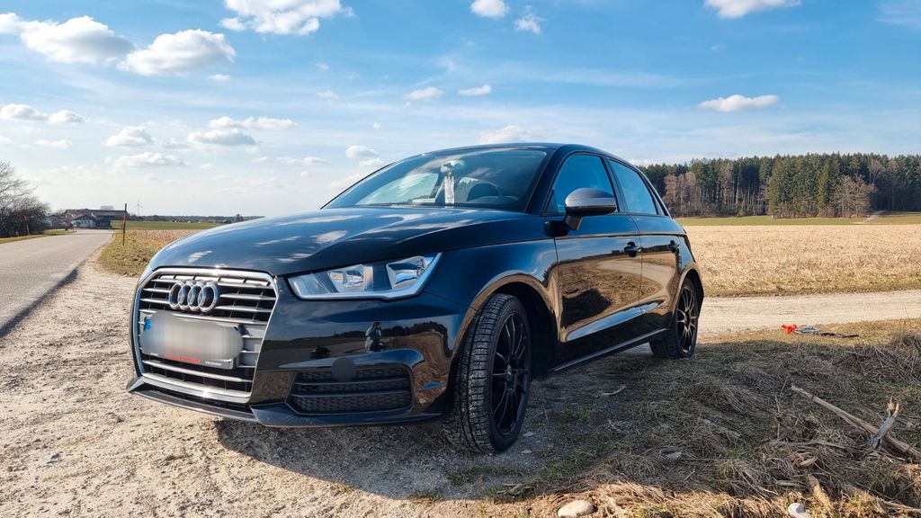 Audi A1 135.000 km 9.849 &euro; Aying 85653