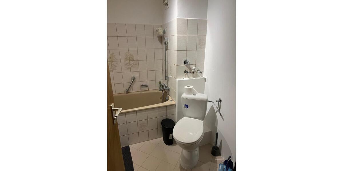 möbliertes WG Zimmer inkl. Strom und Internet 1 zimmer