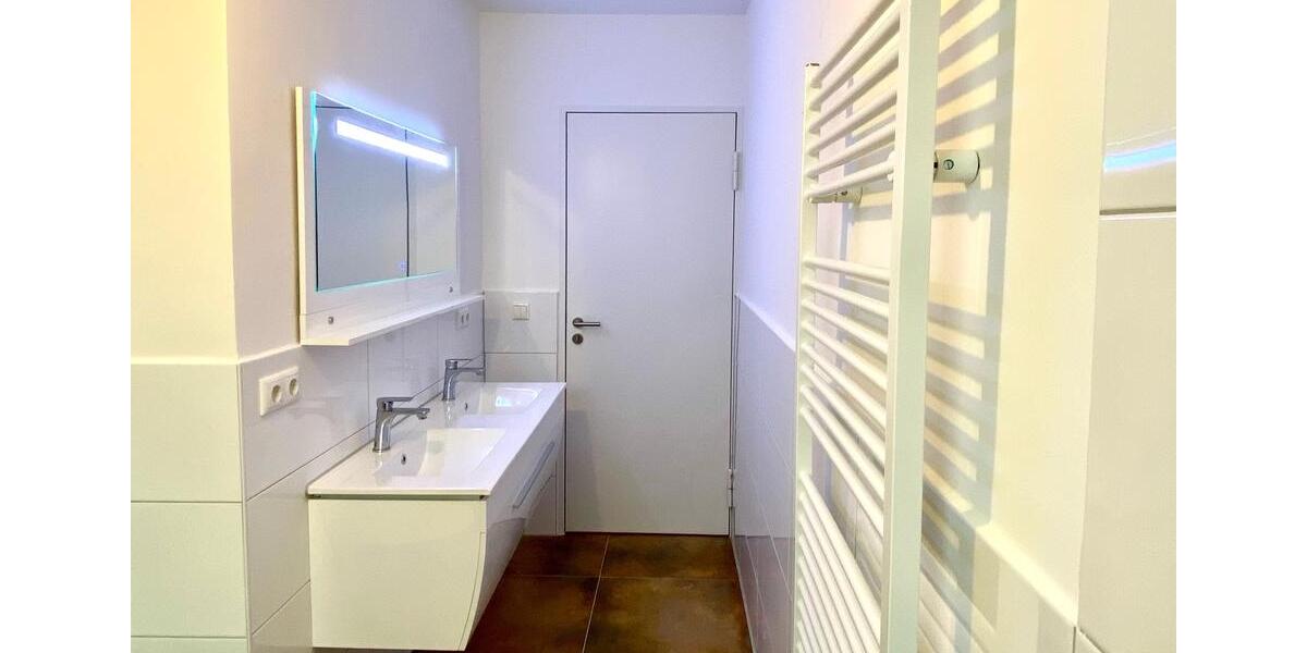 Erdgeschoßwohnung München Ramersdorf-Perlach - 4 Zimmer, 97 m&sup2;, 1.900&euro; | Angebot:26278127