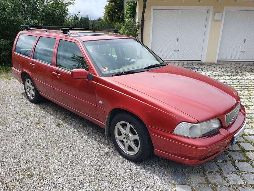 V70
