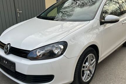 VW Golf 74.050 km 6.000 &euro; München 81925