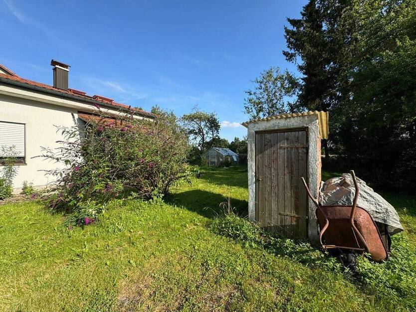 Perfekt für Bastler - renovierungsbedürftiges EFH mit großem Grund in Karlsfeld zu verkaufen!