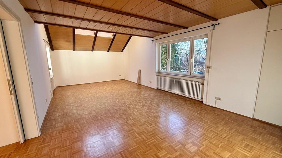 Großzügige 5-Zimmer-Wohnung im 1. OG eines Zweiparteinhauses 5 zimmer