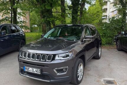 Jeep Compass 139.000 km 13.700 &euro; München 81827