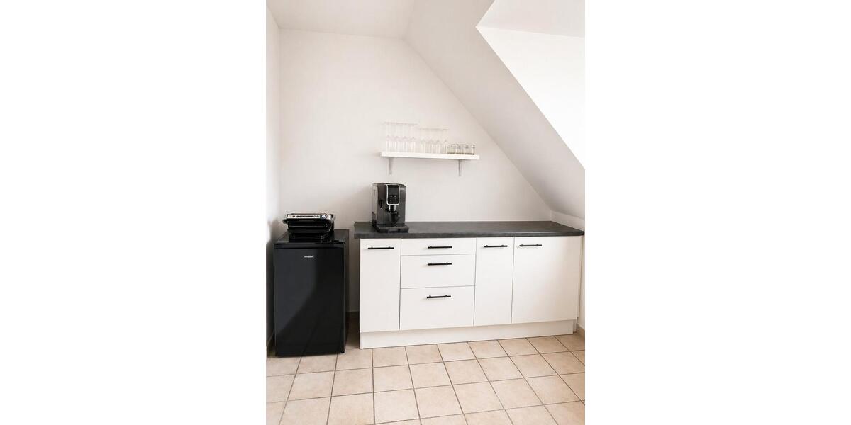 Dachgeschoßwohnung Röhrmoos - 3 Zimmer, 80 m&sup2;, 1.400&euro; | Angebot:26350715