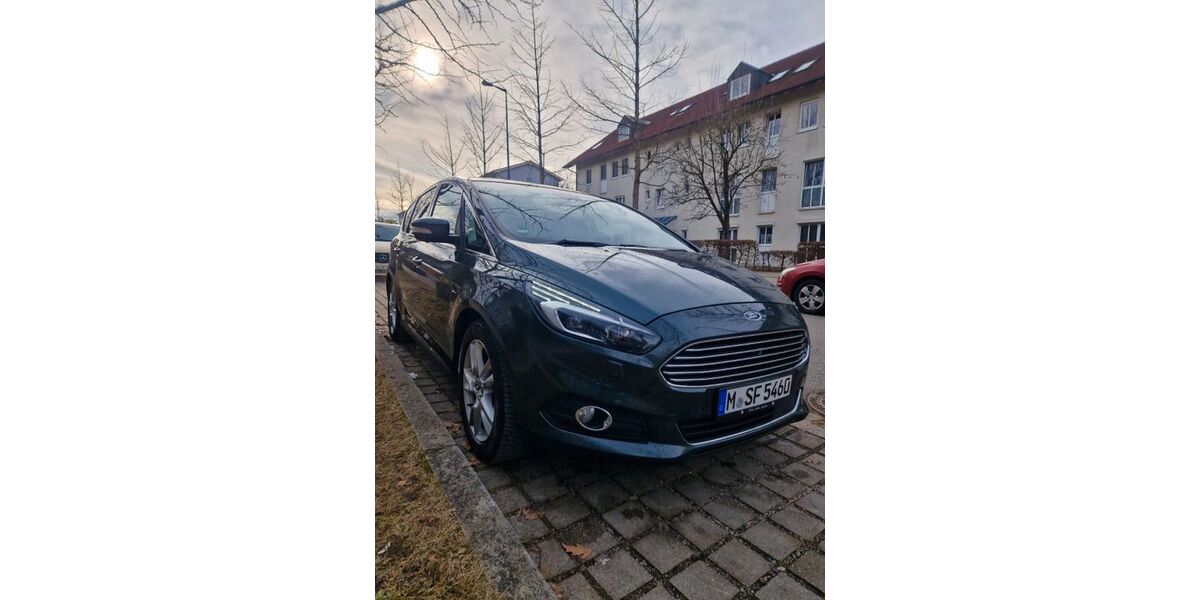 Ford S-Max 160.200 km 14.999 &euro; München 80997