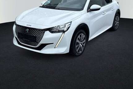 Peugeot 208 30.000 km 14.690 &euro; Wolfratshausen / Ob. 82515