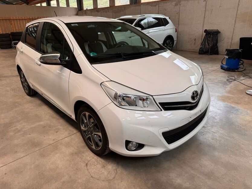 Yaris