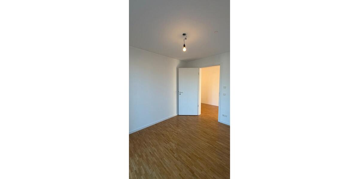 4 Zi. Whg. Alt-Riem-1.OG-XXL Keller-Stellplatz-Ohne Provision 4 zimmer