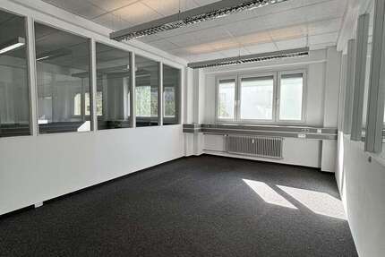 Büro in München 2.000 € 172 m² zimmer