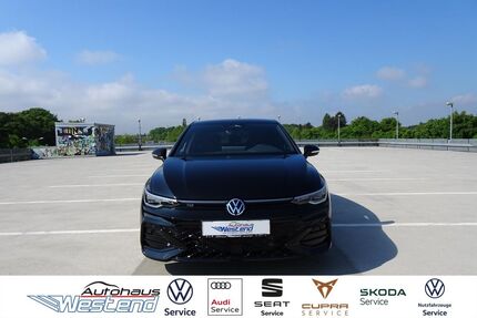 VW Golf 2.500 km 42.960 &euro; München 80686
