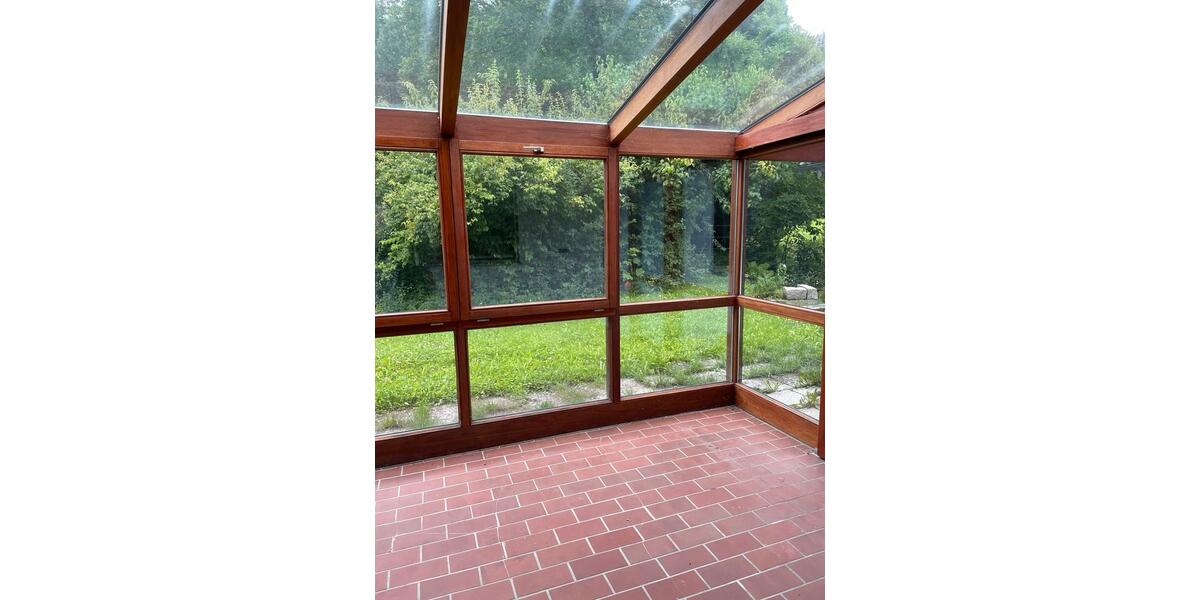 5 Zimmer Wohnung 140 qm mit Garten, befristet, auch WG gegeigt 5 zimmer